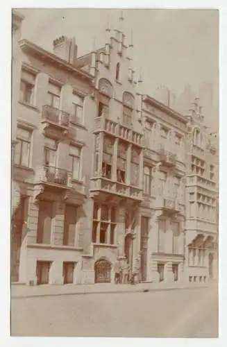 Brüssel. altes Mehrfamilienhaus