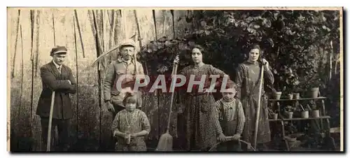 CARTE PHOTO Famille rurale Paysans