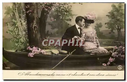 Fantaisie - Couple - floating romantic boat - Cartes postales