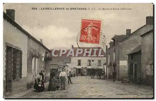 Cartes postales La Meilleraye de Bretagne La Mairie et Route d Abbaretz