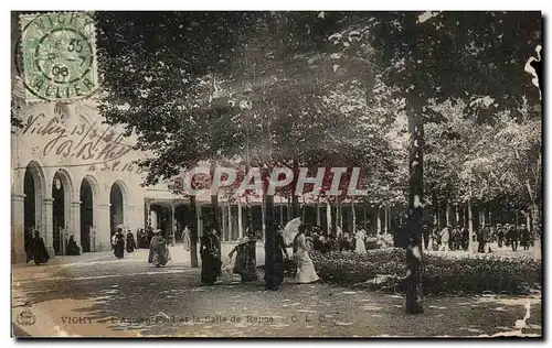 Cartes postales Vichy L&#39ancien parc et la Salle de Repos