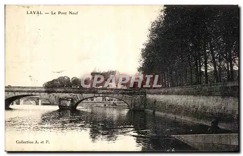 Cartes postales Laval Le Pont Neuf