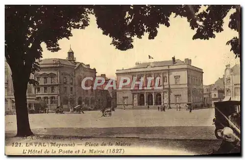 Cartes postales Laval Place De La Mairie L&#39Hotel De La Poste Et La Mairie