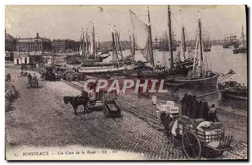 Cartes postales Bordeaux Un Coin de la Rade Bateaux