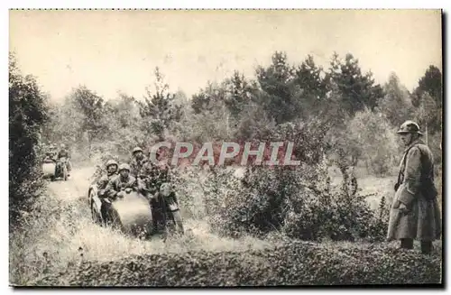 Cartes postales Groupe de combat motorise Militaria