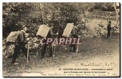 Cartes postales Douanes Douaniers Frontiere franco suisse Contrebandiers en marche dans la montagne pour travers