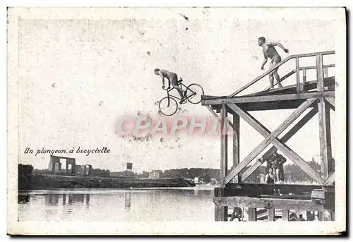 Cartes postales Velo Cycle Cyclisme Un plongeon a bicyclette