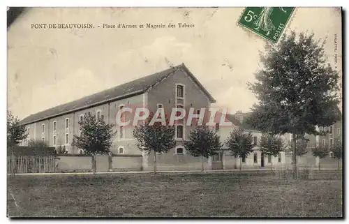 Cartes postales Pont de Beauvoisin Place d&#39armes et magasin des tabacs