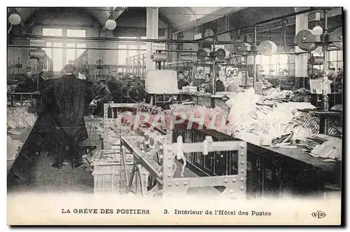 Cartes postales La greve des postiers Interieur de l&#39hotel des postes TOP