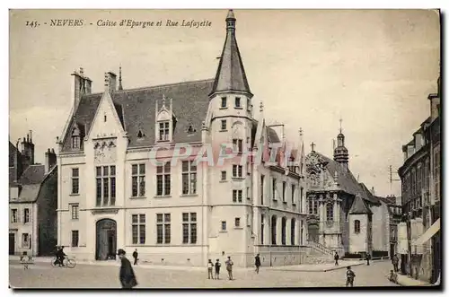 Cartes postales Banque Caisse d&#39Epargne et rue Lafayette Nevers