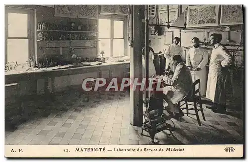 Cartes postales Maternite Laboratoire du Service de medecine