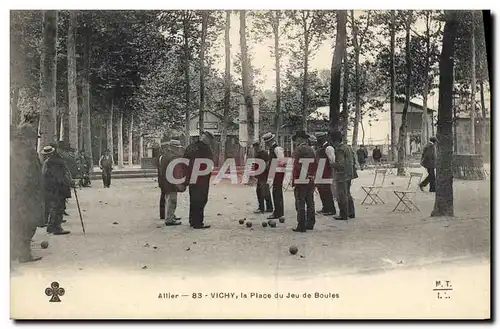 Cartes postales Petanque Vichy La place du jeu de boules TOP