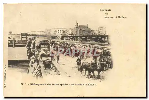 Cartes postales Cirque Barnum et Bailey Dechargement des trains speciaux Chevaux Clown