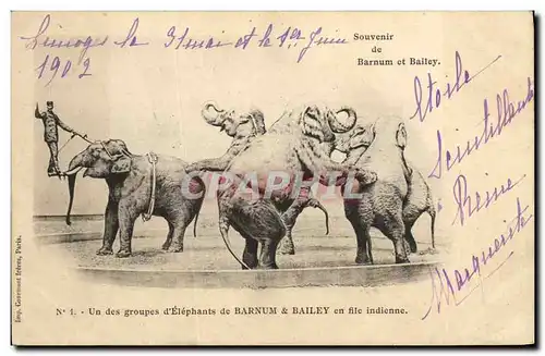 Cartes postales Cirque Barnum & Bailey un des groupes d&#39elephants en file indienne