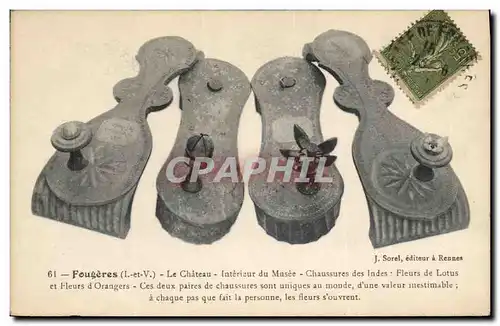 Cartes postales Fougeres Le chateau Interieur du musee Chaussures des Indes Fleurs de lotus et fleurs d&#39orang