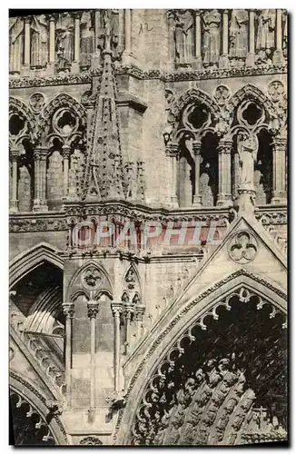 Cartes postales Puzzle Cathedrale Chartres