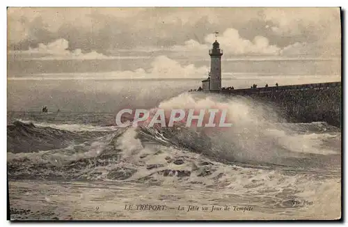 Cartes postales Phare Le Treport La jetee un jour de tempete