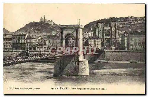 Cartes postales Pont suspendu et quai du Rhone Vienne