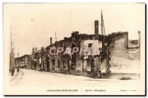 Cartes postales moderne Militaria Oradour sur Glane Sortie d&#39Oradour