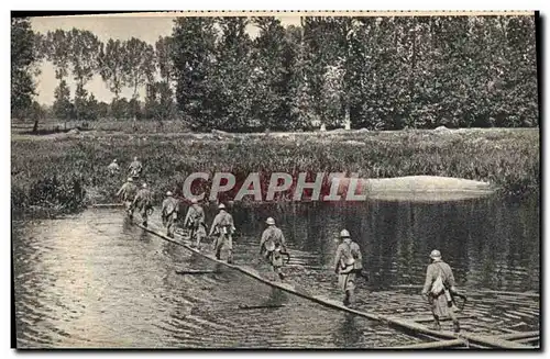 Cartes postales moderne Militaria Passerelle legere d&#39infanterie