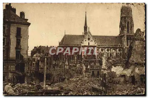 Cartes postales moderne Militaria Nantes apres les bombardements La bas de la rue du Calvaire pris de la Maison du Priso