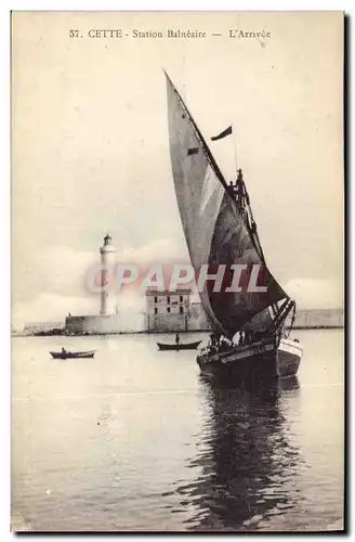 Cartes postales Phare Cette Station balneaire L&#39arrivee Bateau