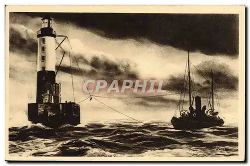 Cartes postales Phare Ile de Sein Phare d&#39Ar Men transbordement d&#39un gardien Bateau