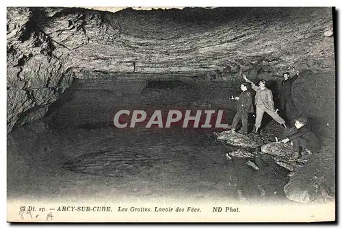 Cartes postales Grotte Grottes Arcy sur Cure Les grottes Lavoir des fees