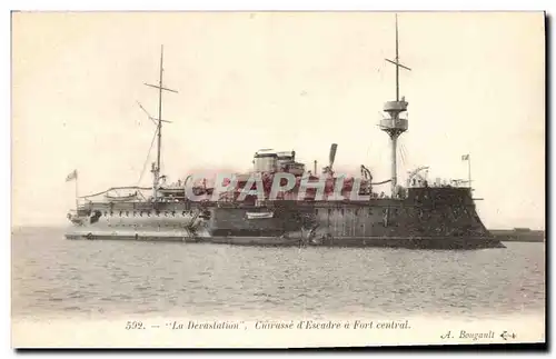 Cartes postales Bateau de guerre Le Devastation Cuirasse d'escadre a Fort central