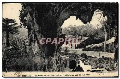 Cartes postales Grotte Grottes Nimes Jardin de la fontaine Interieur de la grotte