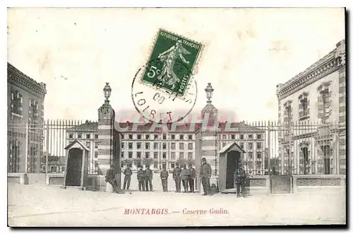 Cartes postales Montargis Caserne Gudin Militaria