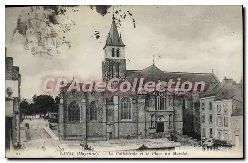 Cartes postales Laval La Cathedrale Et La Place Du March�