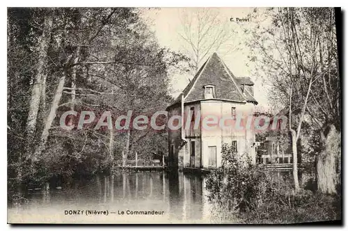 Cartes postales Donzy Le Commandeur