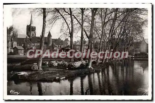 Cartes postales Moulins Engilbert Champ De Foire