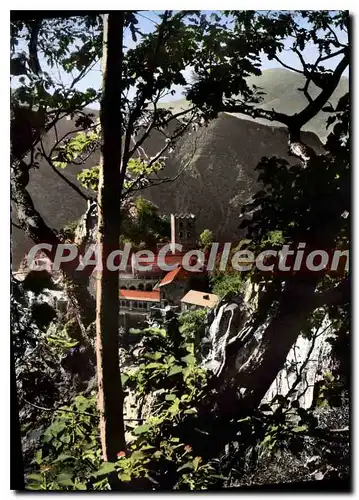 Cartes postales moderne Saint Martin du Canigou vue Generale sur l'Abbaye