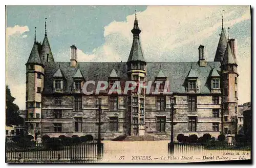 Cartes postales Nevers Le Palais Ducal