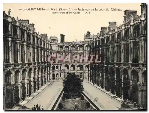 Cartes postales Saint Germain en Laye S et O interieur de la Cour du Chateau