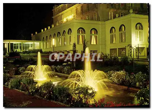 Cartes postales moderne Divonne les Bains Ain le casino et ses Jardins la nuit