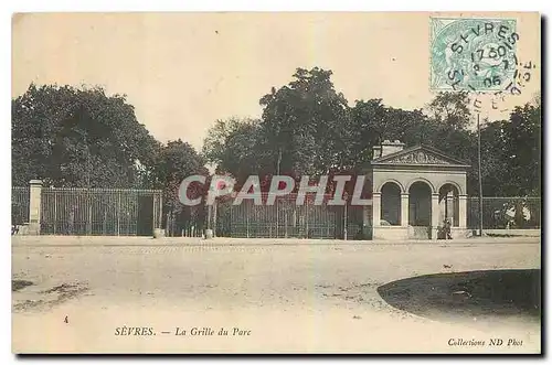 Cartes postales Sevres la Grille du Parc