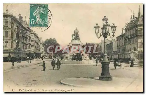 Cartes postales Valence La Place de la Republique