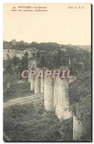 Cartes postales Poitiers Les Douves