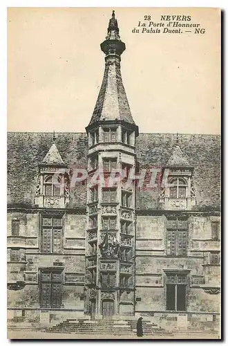 Cartes postales Nevers La Porte d'Honneur du Palais Ducal