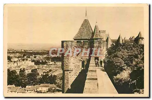 Cartes postales Carcassonne Aude La Cite Le chemin de ronde faisant le tour de la Cite