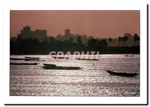 Cartes postales moderne Republique du Senegal Dakar Lever de soleil vu depuis Soumbedioune