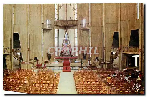 Cartes postales moderne Royan (Char Mmes) Interieur de l'Eglise l'Autel