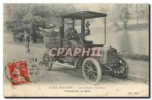 Cartes postales Paris Moderne Chauffeuse d'Autotax Taxi Automobile TOP