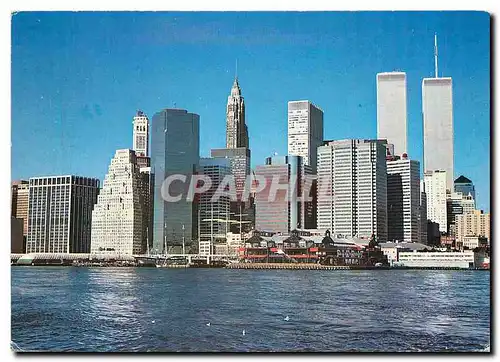 Cartes postales moderne Financial District with the South Street Seaport in the foreground New York City