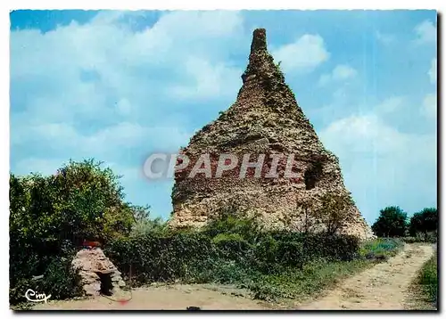 Cartes postales moderne Autun Pyramide romaine dite Pierre de Couhard Tombeau a Divitiacus