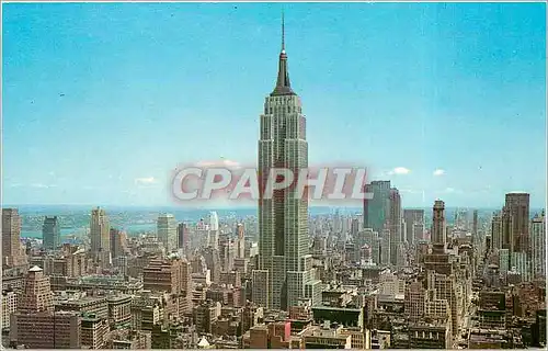 Cartes postales moderne Empire State Building Breath taking view of the tawering Empire State Building