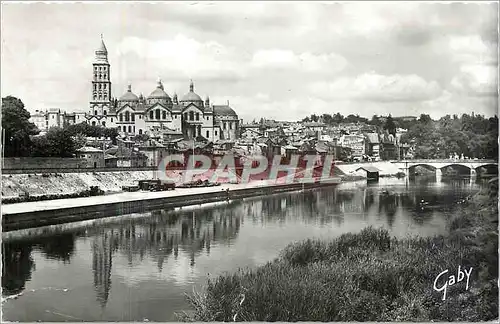 Cartes postales moderne Perigueux Dordogne Vue Generale et la Cathedrale Saint Front